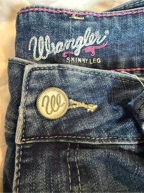 Wrangler Skinny Jeans in Dark Blue Denim with Pink Stitching